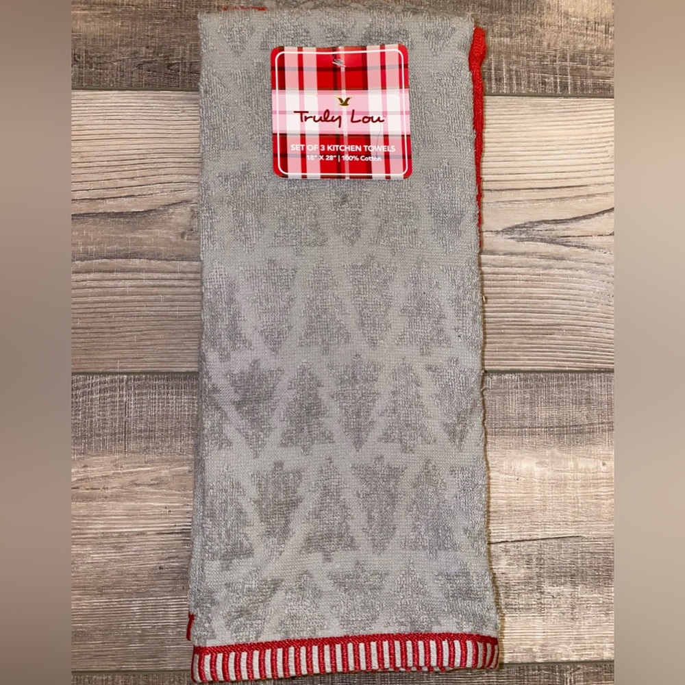 NWT Truly Lou Christmas Holiday Grey Red Tree Kitchen Towels Bundle Set of 3 NEW